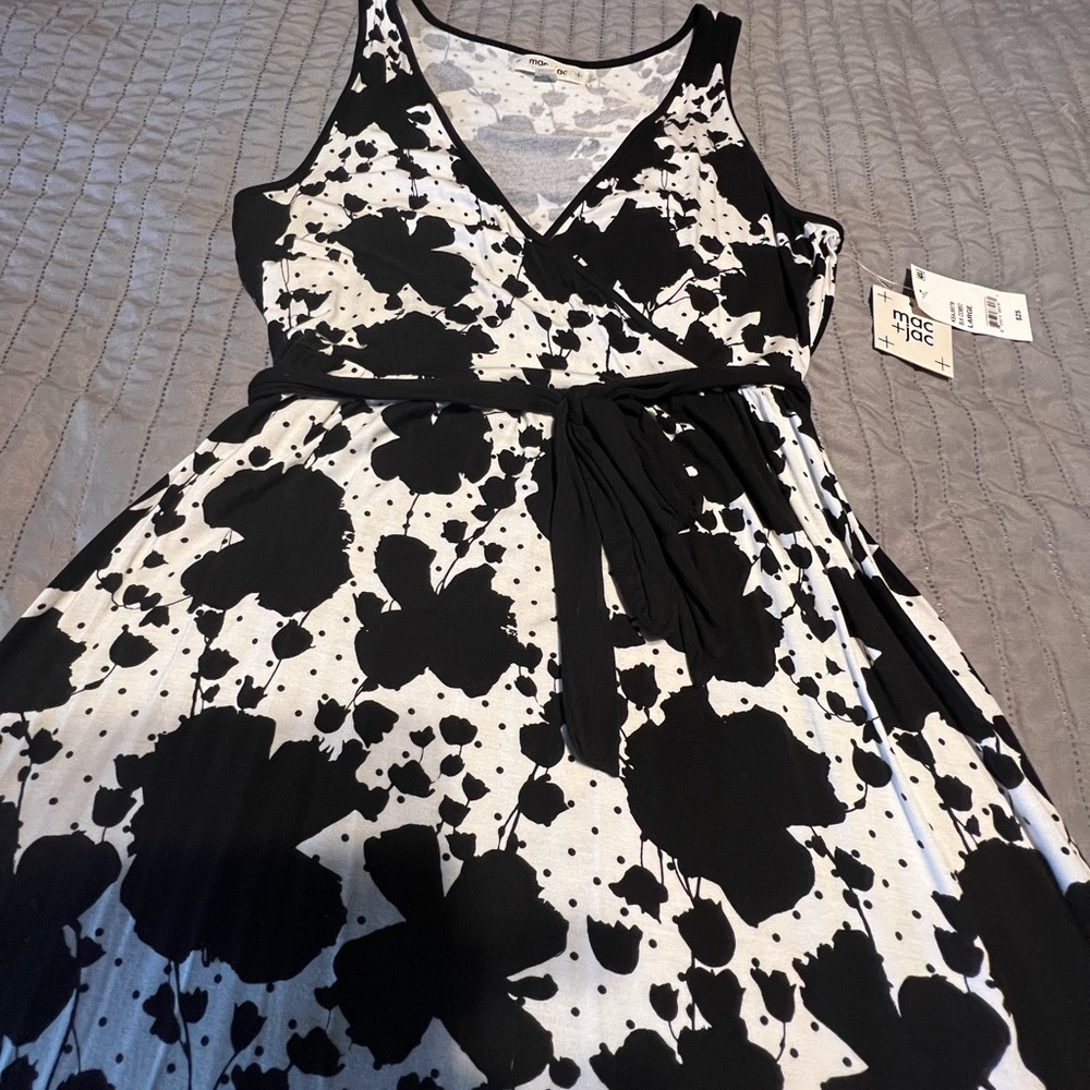 Mac and Jac dress new with tags. - Picture 4 of 5